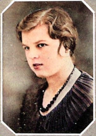 Viola Niemann 1931 senior portrait Reedsburg High School Reedsburg Sauk WI-Colorized